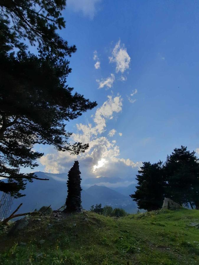 Appartamento Trip Zone Kazbegi Esterno foto