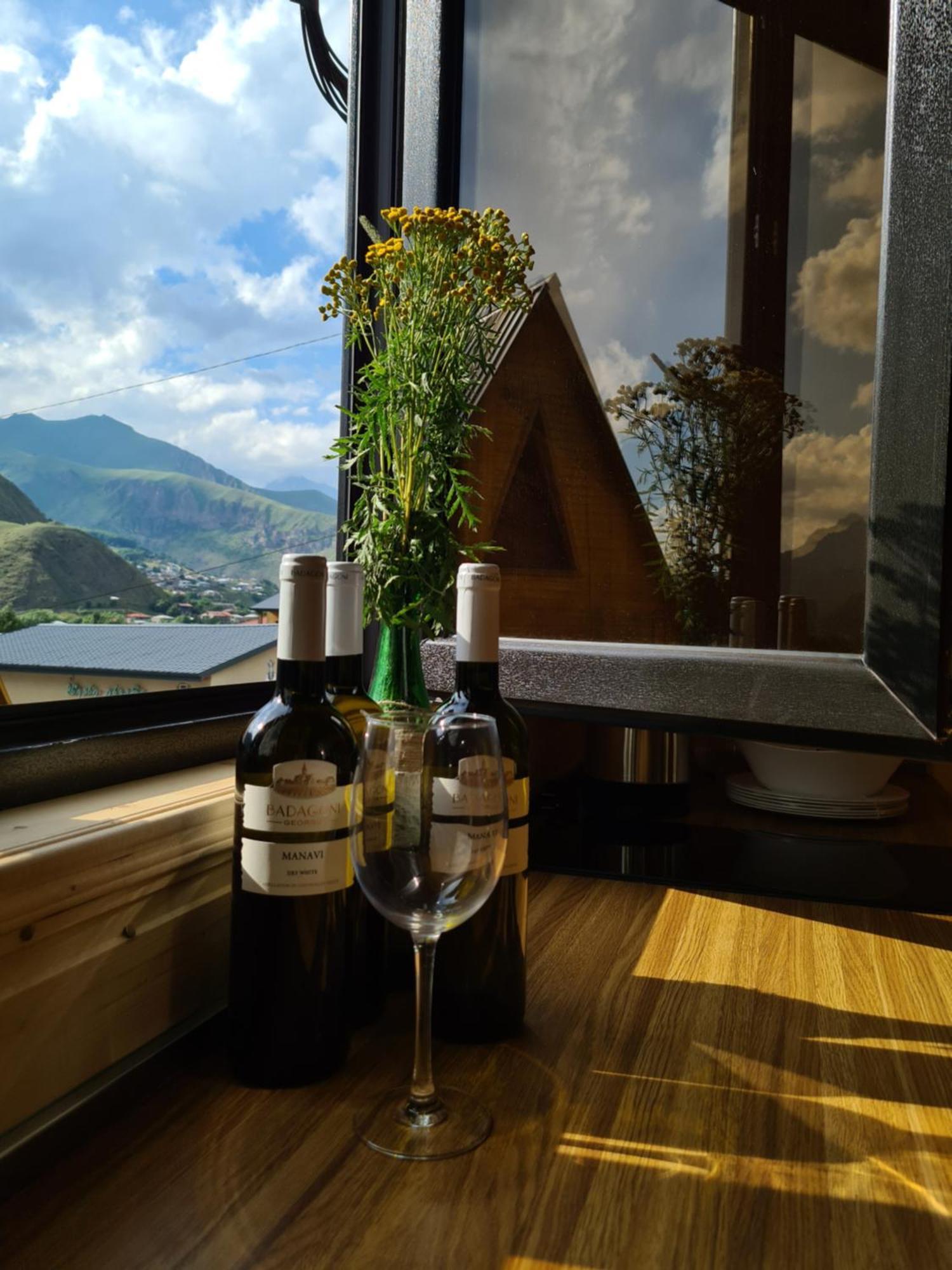 Appartamento Trip Zone Kazbegi Esterno foto
