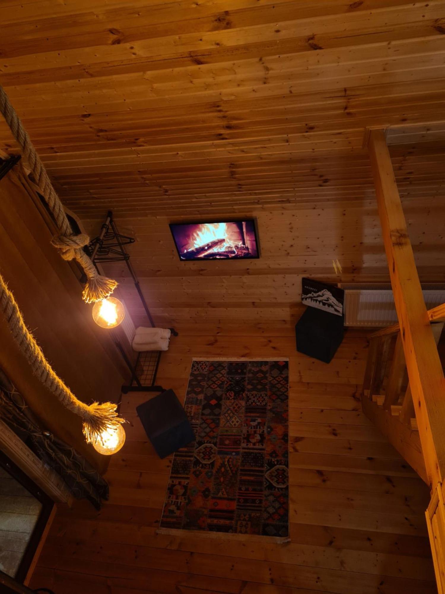 Appartamento Trip Zone Kazbegi Esterno foto